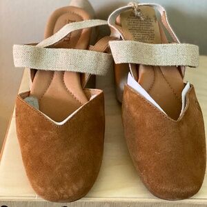 Born Coco Slip-on Ballet Flats
